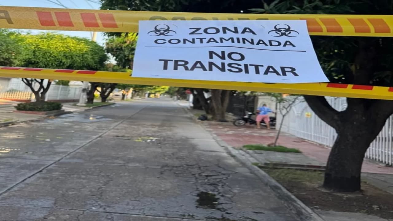 ¿Hasta cuándo las aguas negras? Comunidad de Los Cortijos bloquea vía por crisis sanitaria en Valledupar