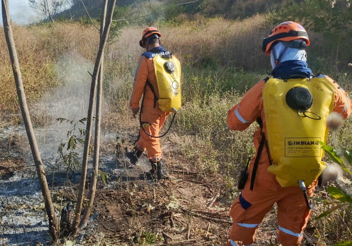 / VIDEO / Incendio acabó con cambuches de venezolanos