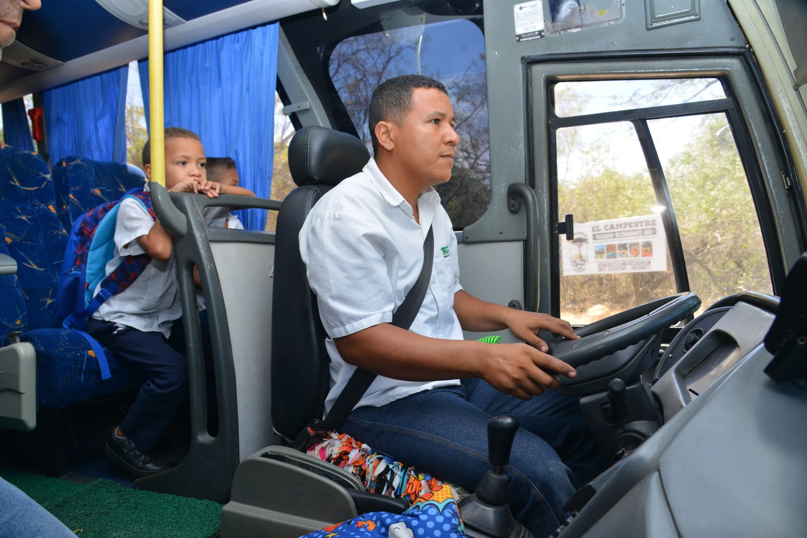 Durante operativos de control fueron inmovilizados 17 vehículos que se dedicaban al transporte ilegal
