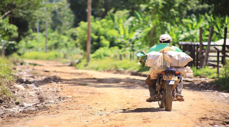 Robo de equipos de comunicación deja incomunicada a la comunidad de Azúcar Buena, mientras las autoridades investigan.