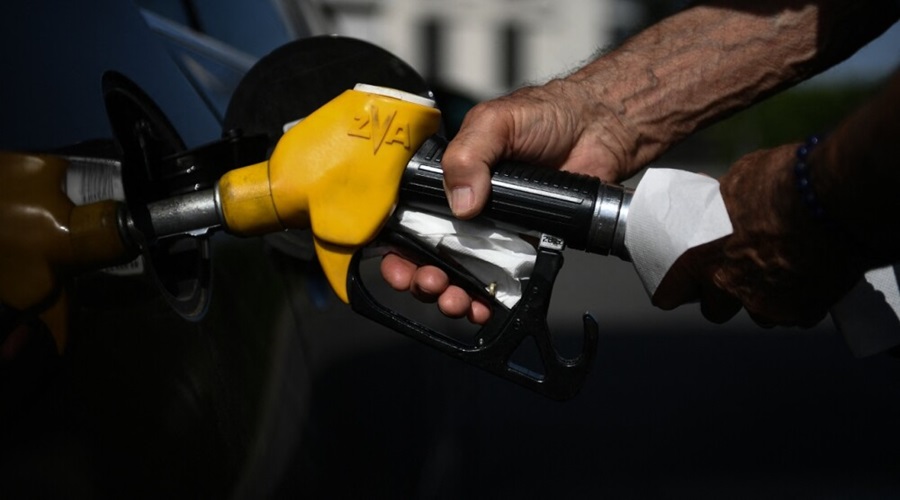 ¡Al fin! Gobierno cumple su promesa y congela precios de la gasolina