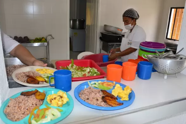 Irregularidades en proceso de contratación detectadas por Veedor Ciudadano del PAE frenan la adjudicación del contrato