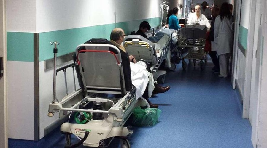 “¡A mi hermano lo echaron a la calle!”, dice hermano de paciente enfermo de cáncer