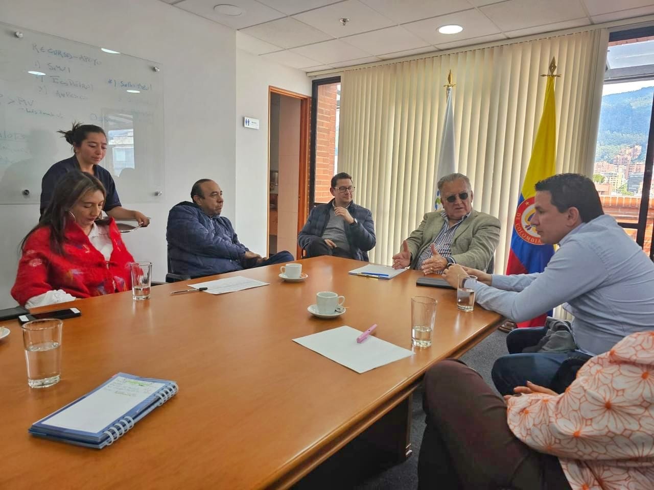 Representante Eliécer Salazar busca que Superservicios se apersone de quejas contra la empresa AFINIA