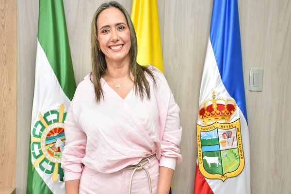 Asume Elba Ustáriz como nueva gerente del hospital Eduardo Arredondo