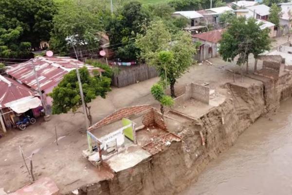 Emergencia en Tamalameque, luego de caída de muro de contención en río Magdalena