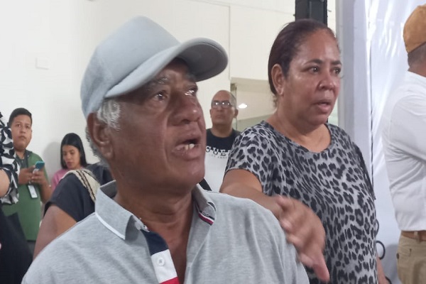 Los tenía en la nómina. El bello gesto de Omar Géles con sus hermanos