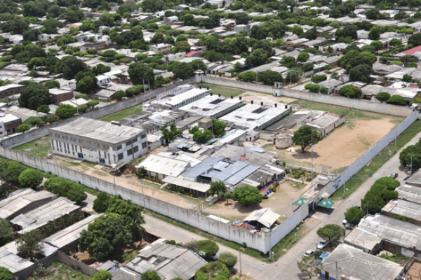 Funcionarios de la cárcel judicial de Valledupar expresan preocupaciones sobre el traslado de reclusos desde la permanente central