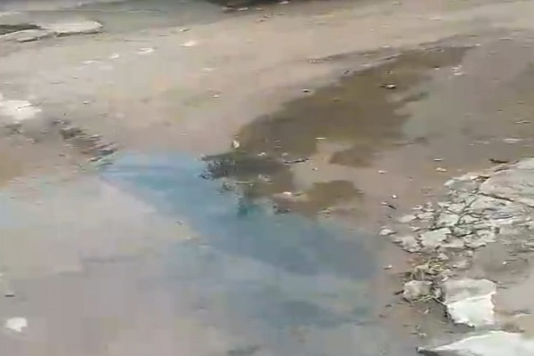 Rebosamiento de manjoles tiene al borde de una emergencia sanitaria a habitantes de Mariangola