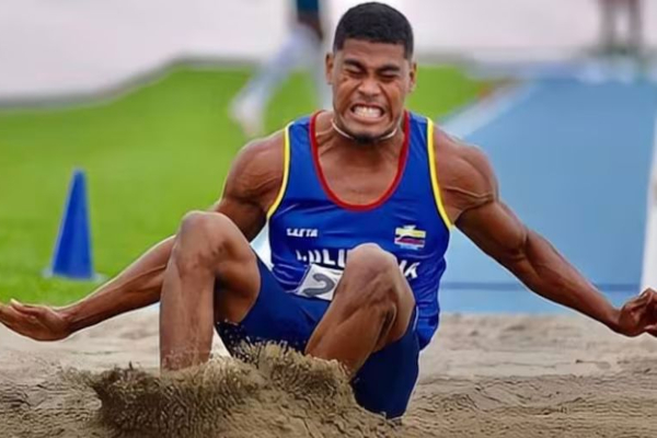 Arnovis Dalmero no logra clasificar a la final de salto largo en los Juegos Olímpicos de París 2024