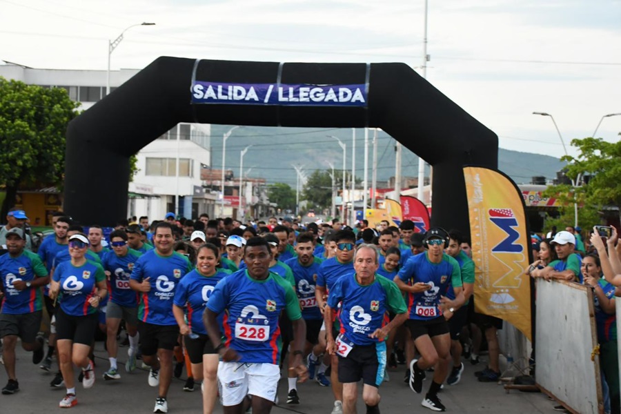 Más de 500 participantes se unen a la primera edición de la Carrera Codazzi Bonito organizada por COMFACESAR y la alcaldía