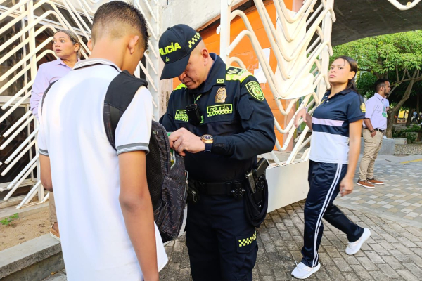 La Policía de Infancia y Adolescencia realizó registros pedagógicos en instituciones educativas de Valledupar