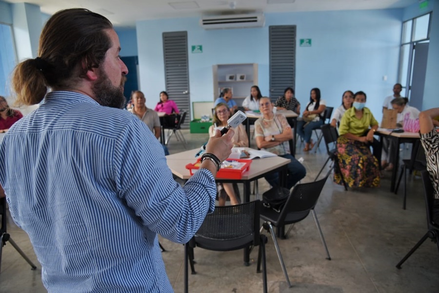 Gobierno del Cesar impulsa desarrollo tecnológico con capacitación a 140 docentes