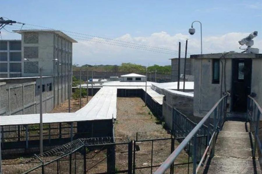 Hallan sin vida a recluso en la cárcel ‘La Tramacúa’