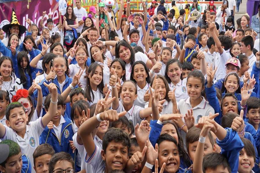 1.450 niños en Maicao participan en el programa ‘SAYCO Compone Cultura’