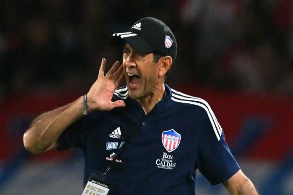 Arturo Reyes deja de ser el director técnico del Atlético Junior