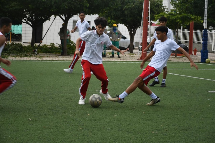 Comfacesar renueva las canchas del Complejo Deportivo para mejorar la experiencia de sus usuarios