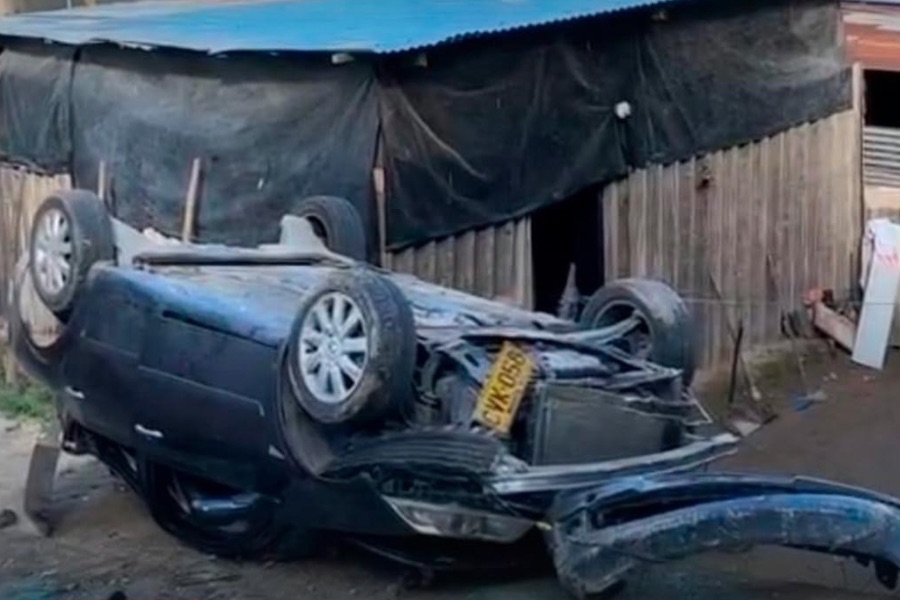 Accidente en Aguachica deja dos heridos tras caída de vehículo al vacío