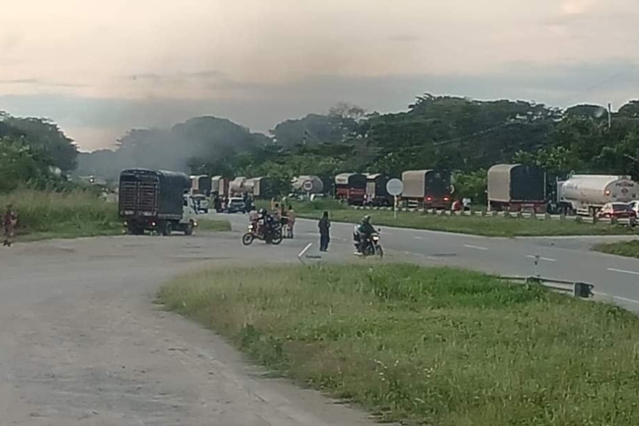 Bloqueos en el Cesar: Campesinos reclaman apoyo gubernamental para legalización de tierras