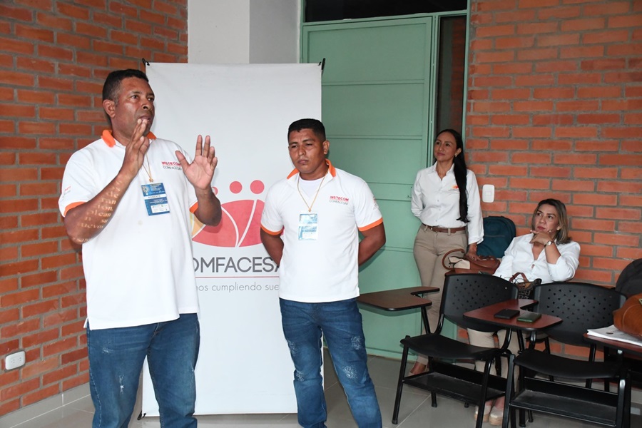 Apoyo de COMFACESAR al Bachillerato por Ciclo en Codazzi: Impulso al desarrollo académico y social