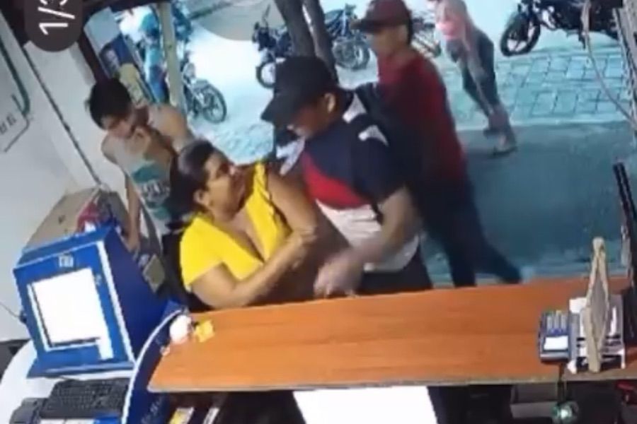 ¡La inseguridad no para!: Hombres atracan a mujer en un SuperGiros en La Mata, jurisdicción de La Gloria, Cesar