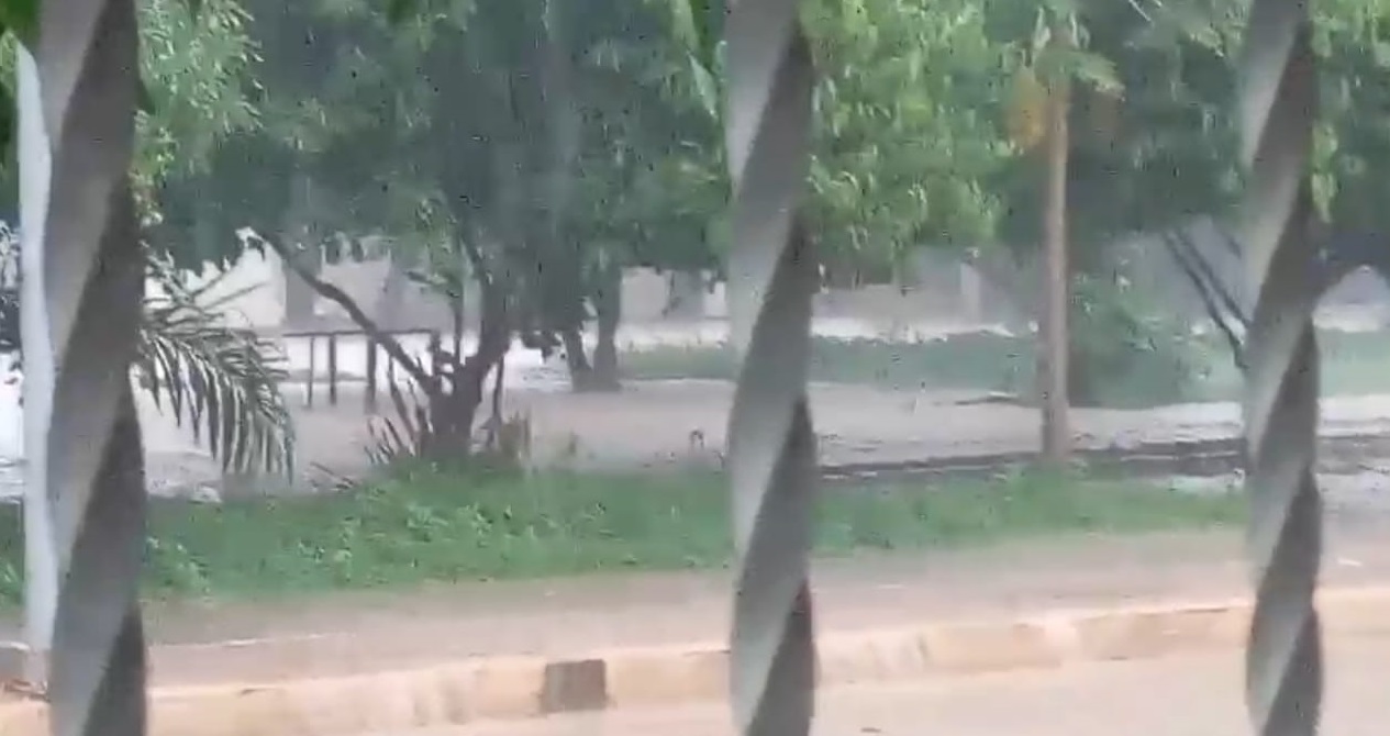 Colapsó acequia en los 450 Años a raíz del fuerte aguacero