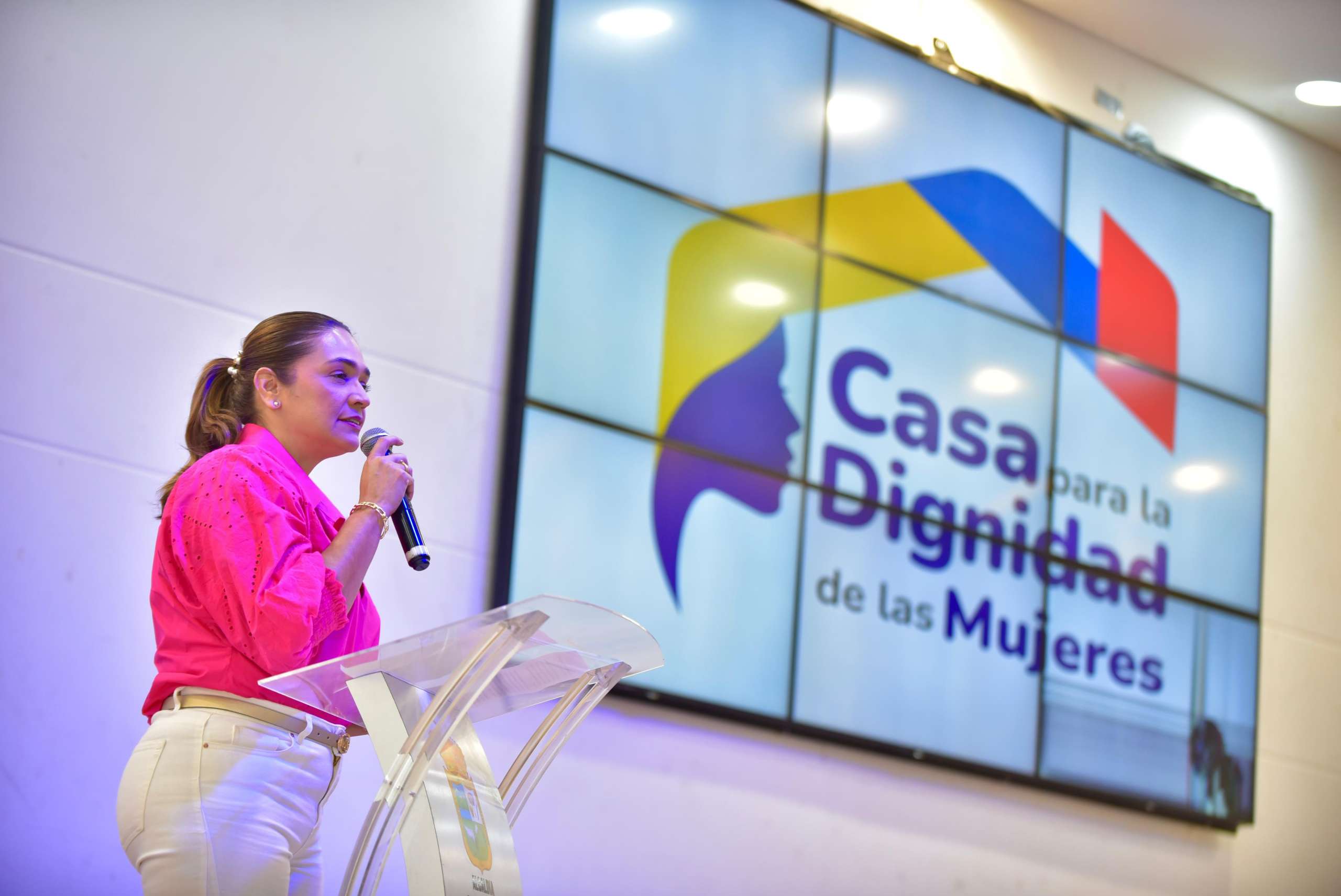 Más de 160 mujeres de Valledupar completan su formación gracias a convenio entre la Alcaldía y el SENA