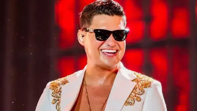 Elder Dayan, El Cantor que trasciende en el vallenato