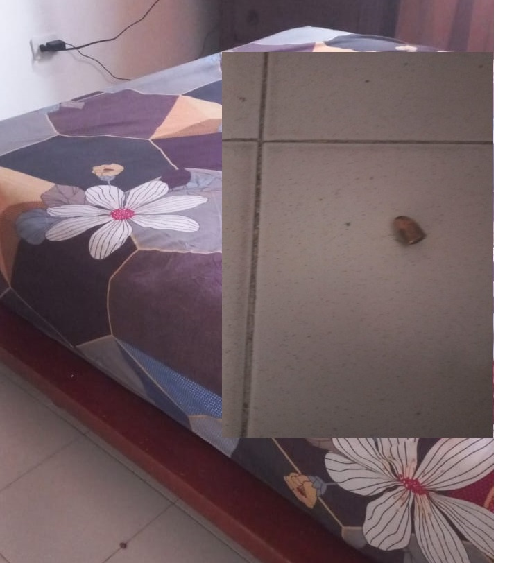 Bala perdida por poco cae sobre adulto mayor que dormía en su casa del barrio Villalba