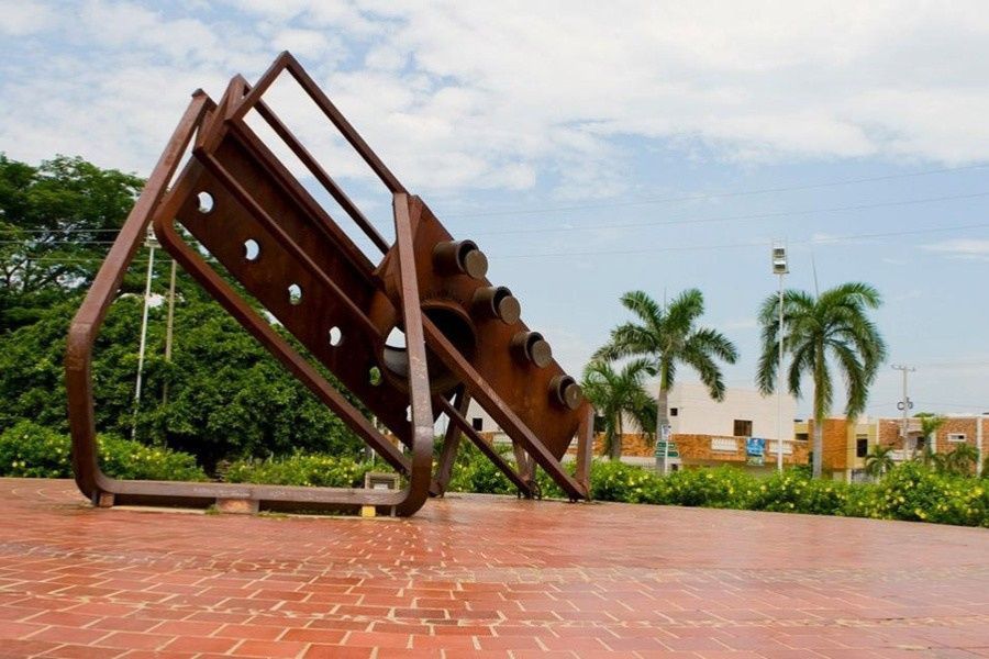 Monumento ‘Pedazo de Acordeón’ será trasladado por la construcción de un intercambiador vial en Valledupar