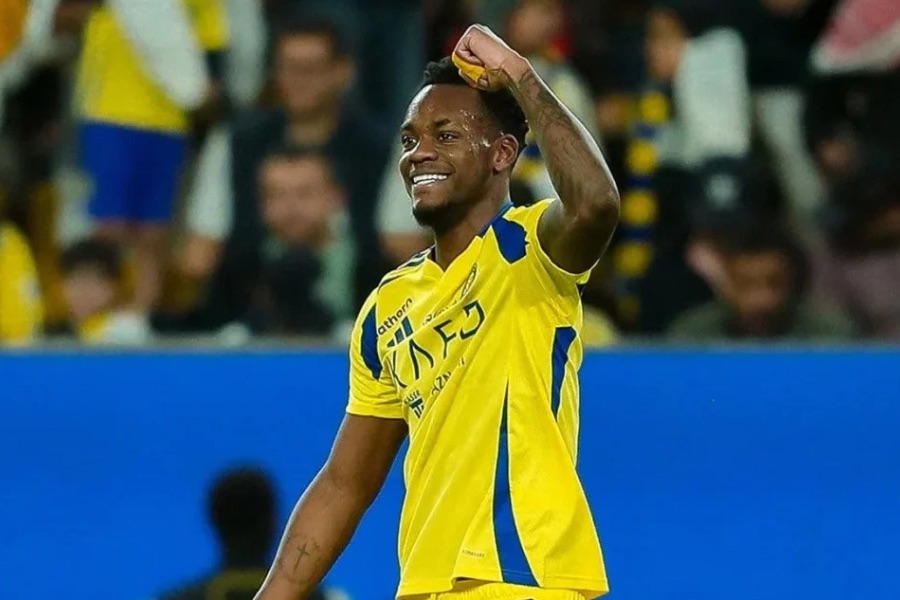 Jhon Durán se estrena con doblete en Arabia Saudita y guía la victoria del Al Nassr