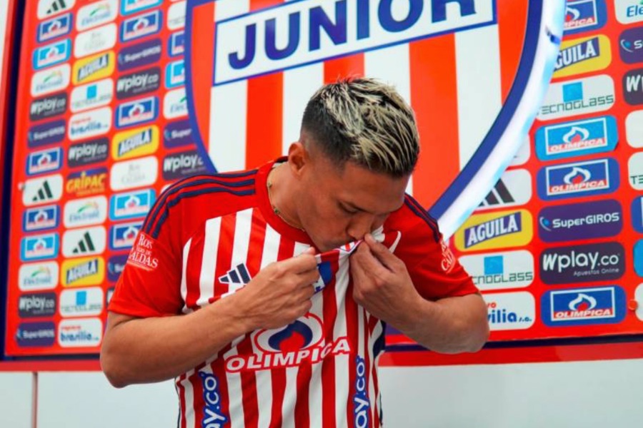 Teófilo Gutiérrez regresó a casa: El Ídolo del Junior vuelve al tiburón