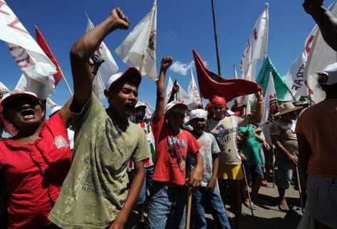 Protesta pacífica en el peaje de Valencia: campesinos exigen tierras a la Agencia Nacional de Tierras