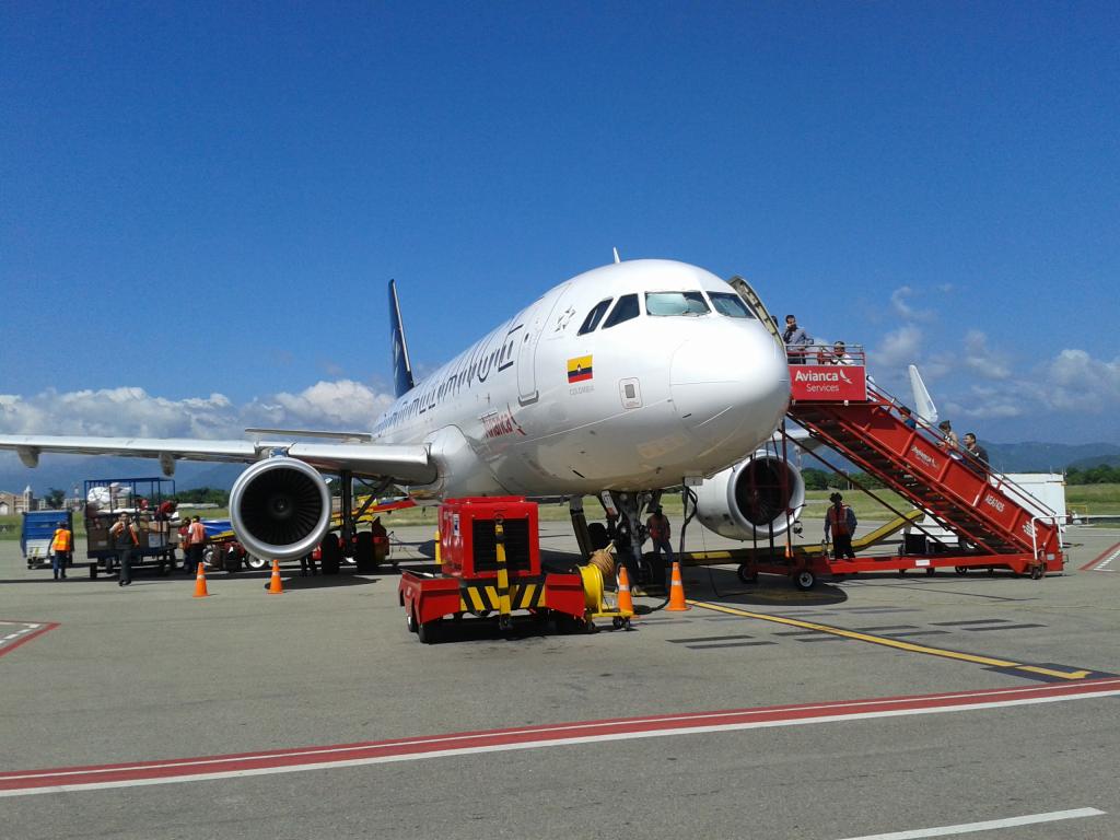 Gerente de la Aeronáutica Civil en Valledupar desmiente hipótesis que circularon en redes luego de incidente de avión de Avianca