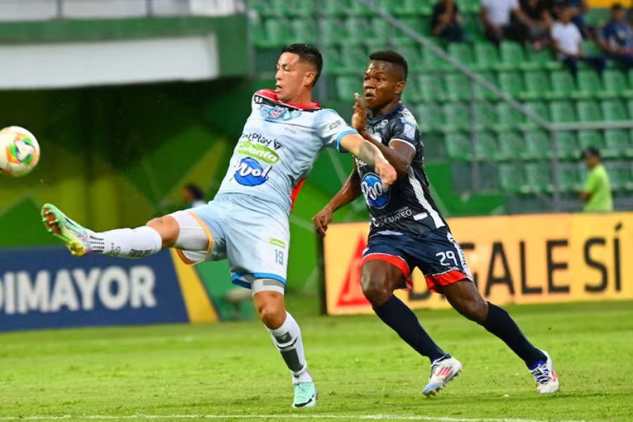 Alianza Valledupar FC no pudo aprovechar la superioridad numérica y empató 0-0 con Fortaleza 