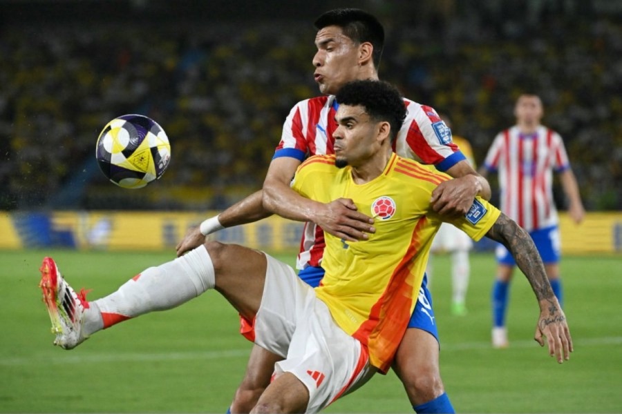 Colombia dejó escapar la victoria y empató 2-2 con Paraguay en Barranquilla
