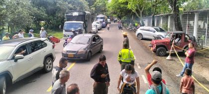 Arroceros levantaron bloqueos en el sur del Cesar