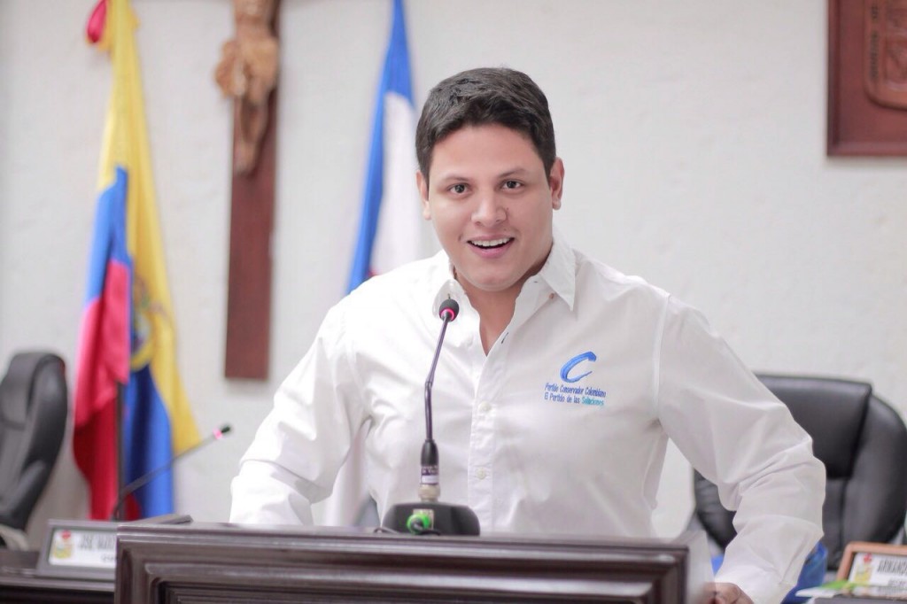 Diputado José Mario Rodríguez Barriga abordará el polémico caso del carro escalera de los bomberos en la Asamblea Departamental