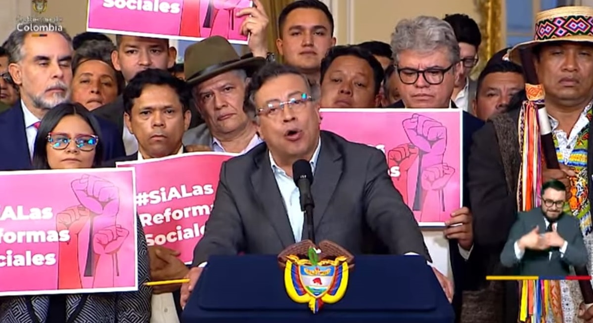 /Muy Personal/ Se la pusieron de papaya a Gustavo Petro