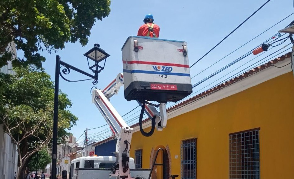 ESTIV S.A.S E.S.P se alista para ofrecer un servicio de iluminación sin contratiempos durante la Semana Santa y el Festival Vallenato