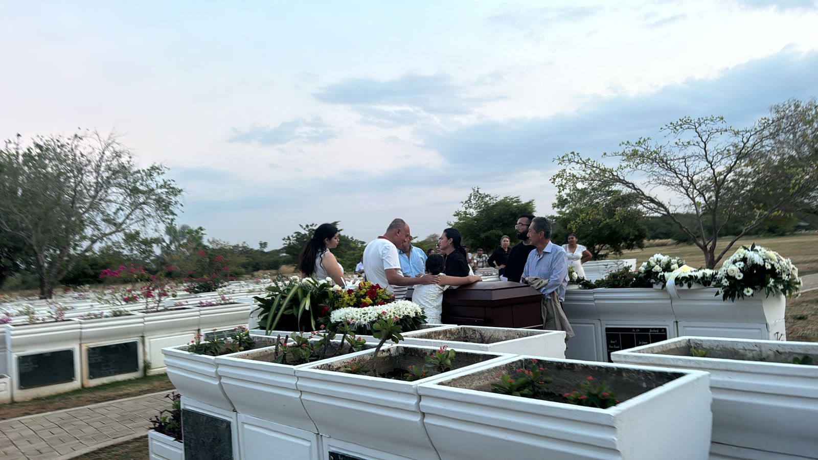 ¡Indignación! Cementerio en Valledupar niega sepultura a un hombre pese a tener lote comprado hace 14 años