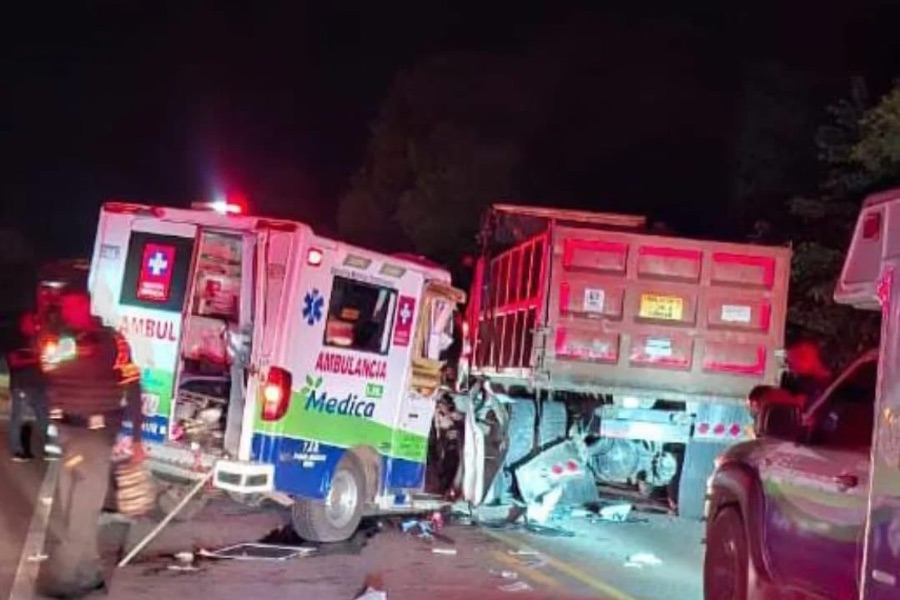 Tragedia en zona rural de San Diego: un muerto y cuatro heridos tras choque de ambulancia