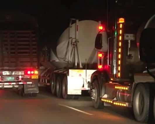 Habitantes de Curumaní bloquearon la Troncal de Oriente en protesta por deficiencias en el servicio de energía