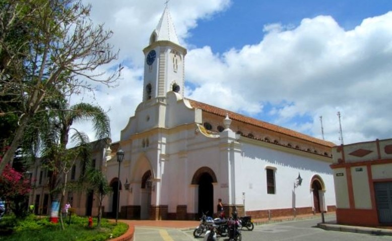 Secretario de Gobierno del Cesar denuncia abandono del Gobierno Nacional tras asesinato de dos policías en Río de Oro