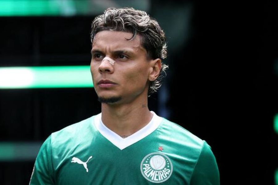 Manchester United iría por Ríchard Ríos: prepara oferta al Palmeiras para arrebatárselo a la Roma