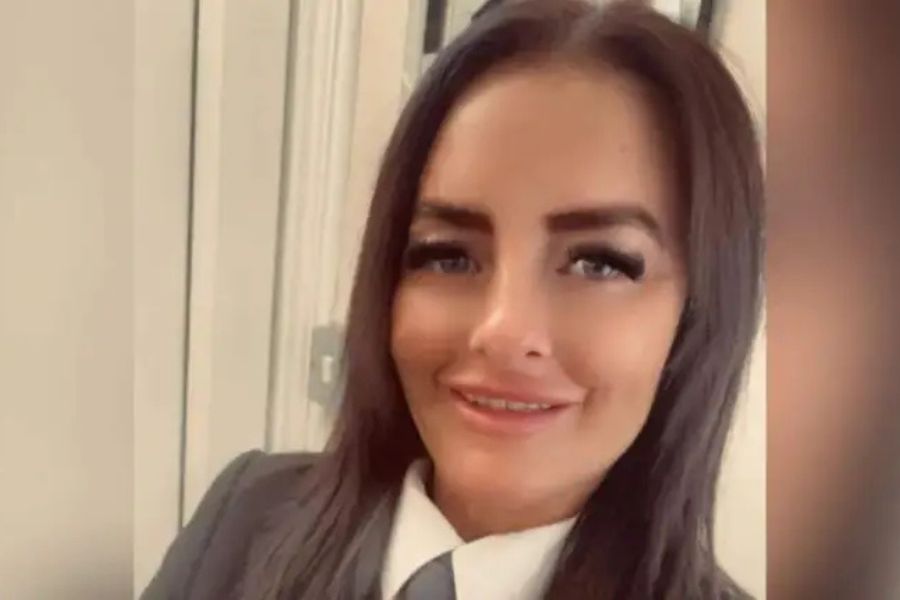 Madre descubre a directora de funeraria viendo caricaturas con el cadáver de su hijo en Inglaterra