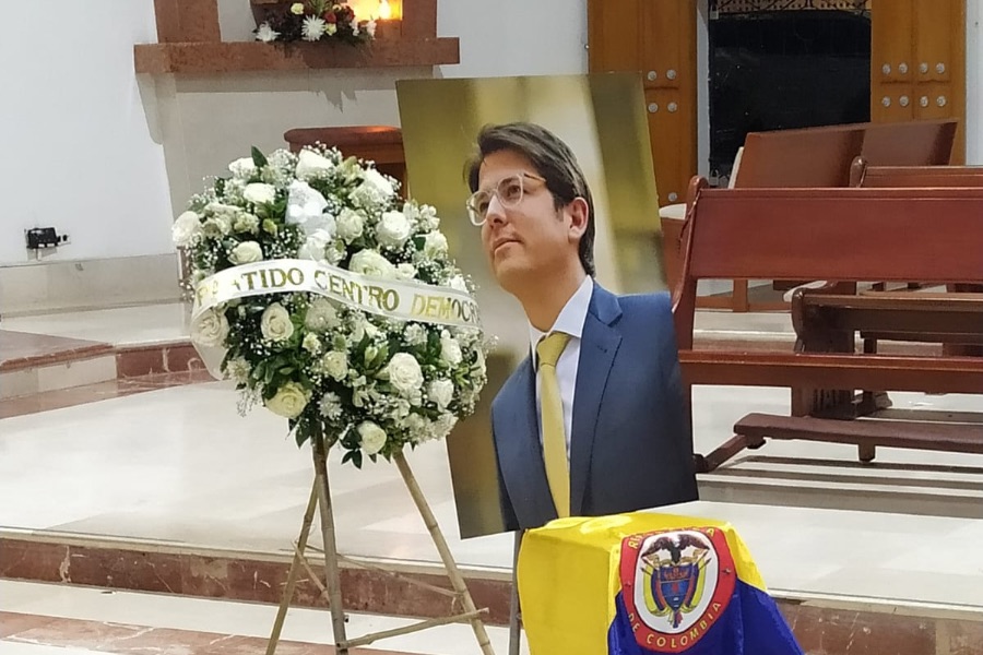 Valledupar rinde homenaje póstumo a Miguel Uribe Turbay