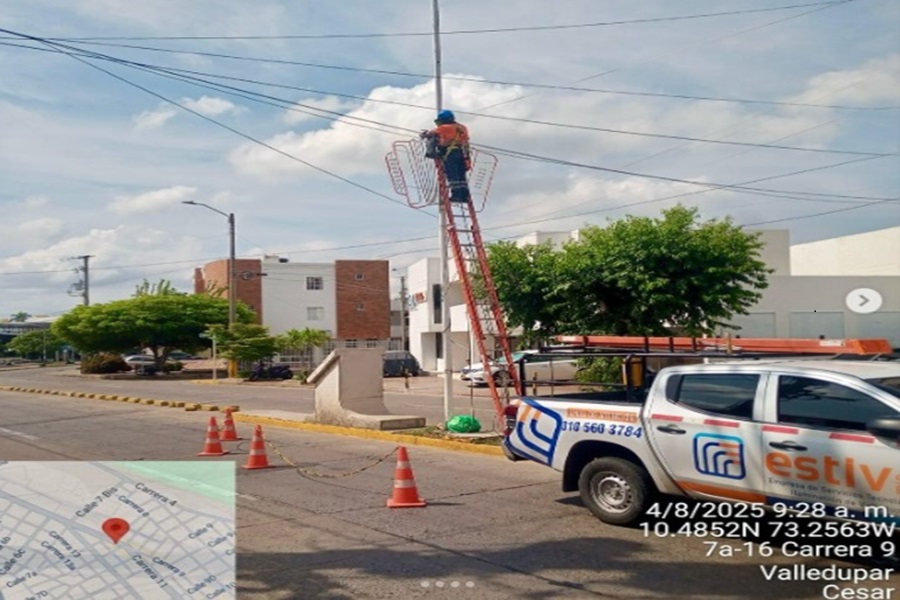 Retiran pendones tipo acordeón en Valledupar para mantenimiento tras fallas eléctricas