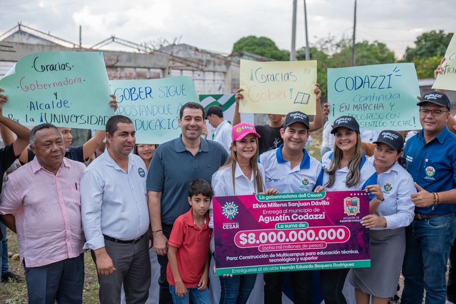 Gobernadora Elvia Milena Sanjuan entrega recursos para construir el primer Multicampus Universitario en Agustín Codazzi