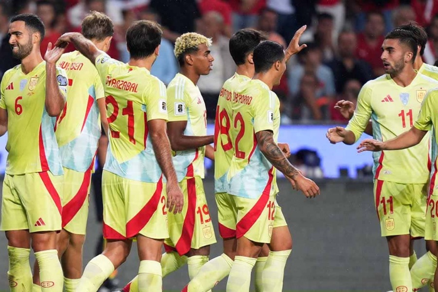 España arrasa en Konya: goleada 0-6 ante Turquía y liderato firme en el Grupo E